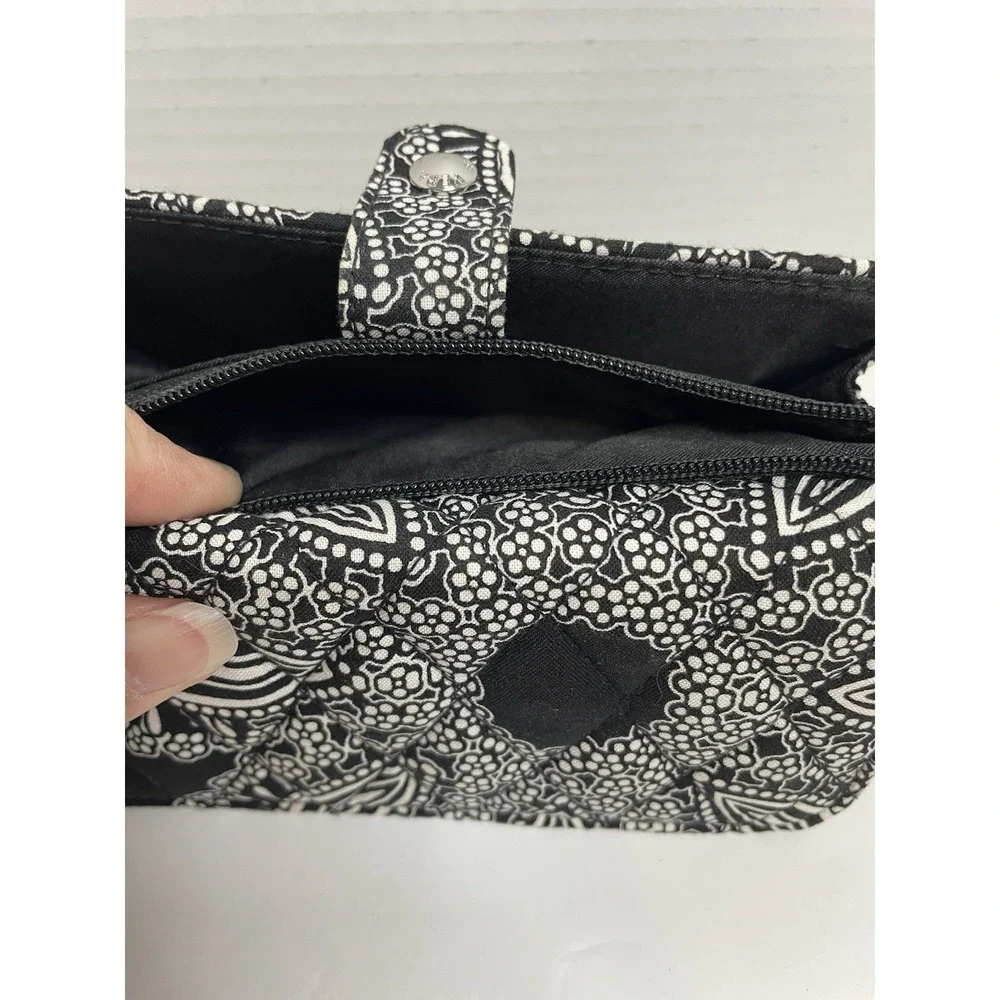 Vera Bradley Women's Teens Wristlet Black & White Wallet ID holder Purse